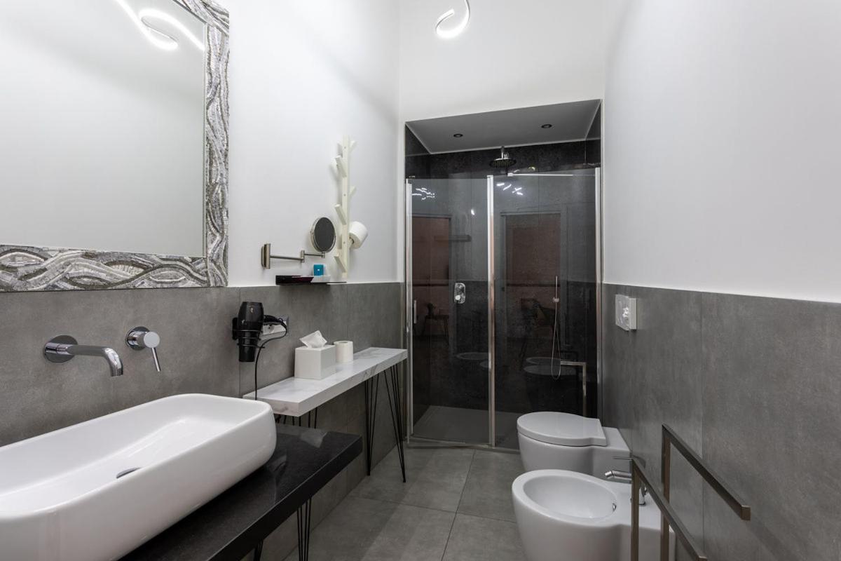 Camera Matrimoniale con Bagno Privato