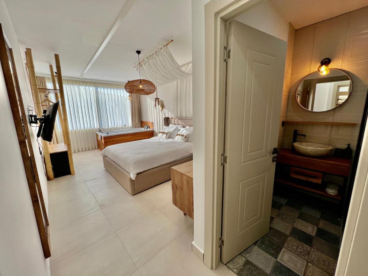 Chambre Double avec Baignoire Spa