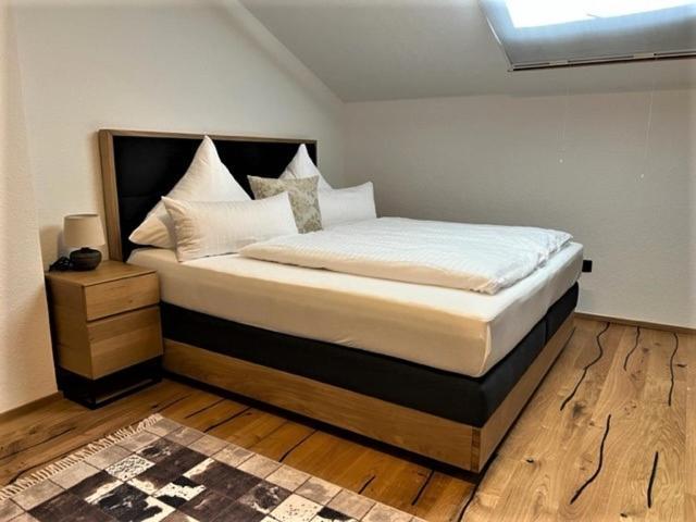 Budget Double Room sloping roof,1352547181:JPEG