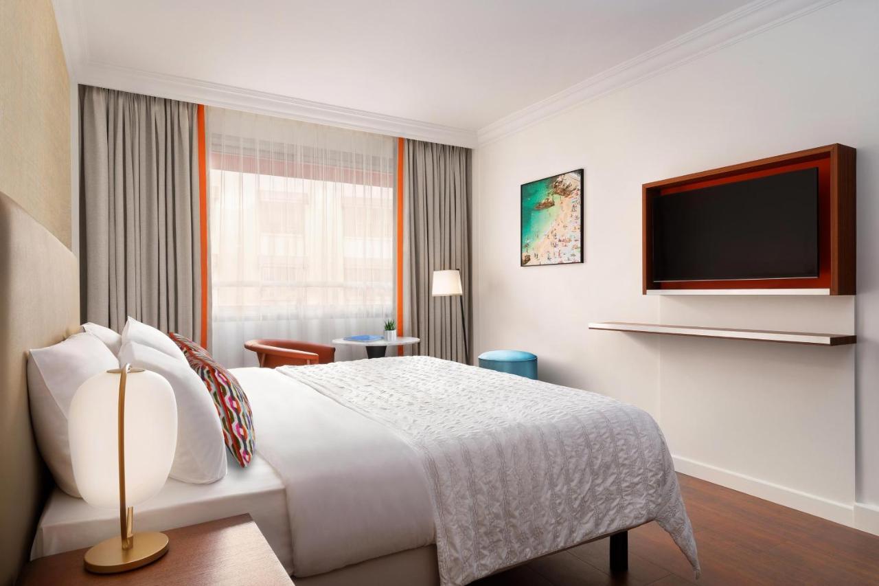 Chambre Lit King-Size Classique - Vue sur Cour