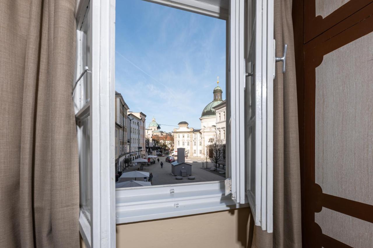 Einzelzimmer mit Gemeinschaftsbad und Stadtblick