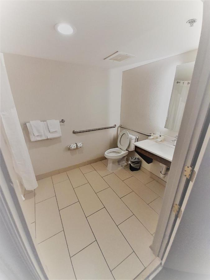 King Room - Disability Access
