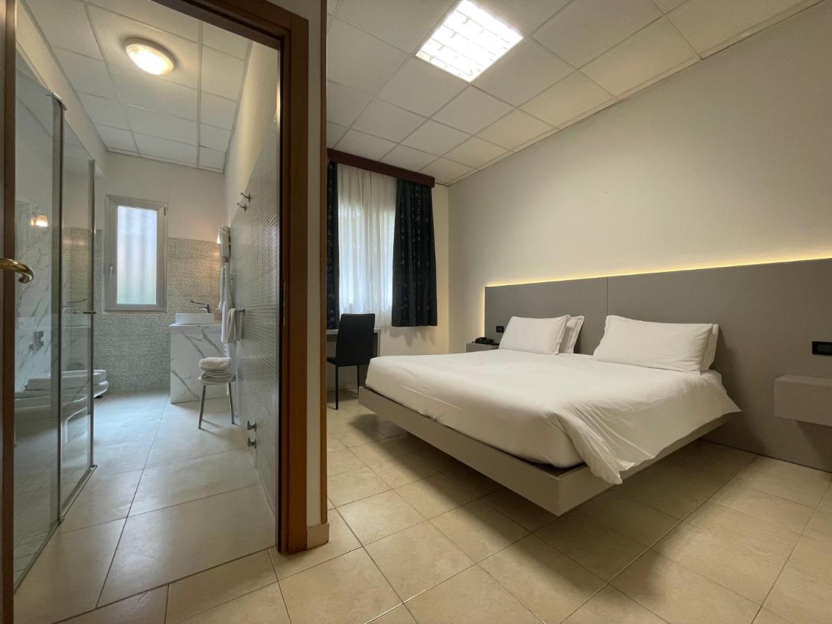 Superior Double Room,1367546048:JPEG