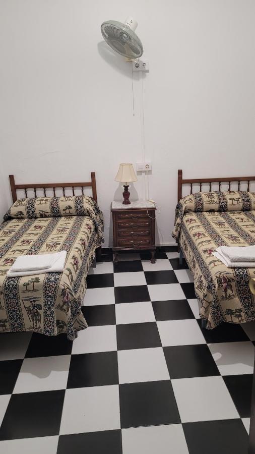 Doppelzimmer mit Gemeinschaftsbad