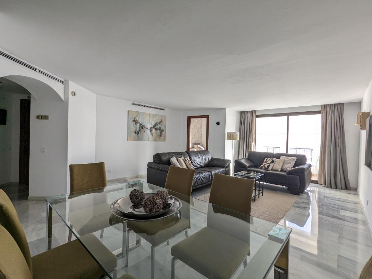 Three-Bedroom Apartment with Puerto Banus View (5 Adults),1361810501:JPEG