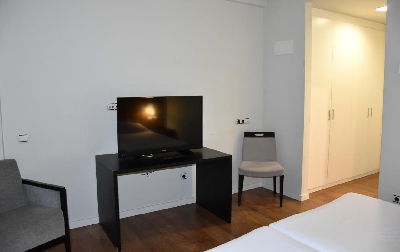 Economy Triple Room,1559161822:JPEG