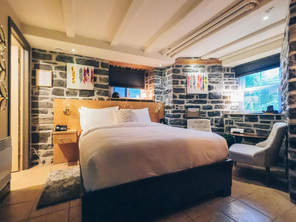Chambre Supérieure avec Mur de Pierre