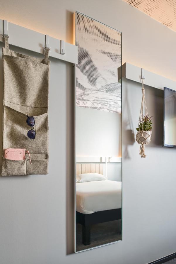 Standaardkamer met 2 Tweepersoonsbedden