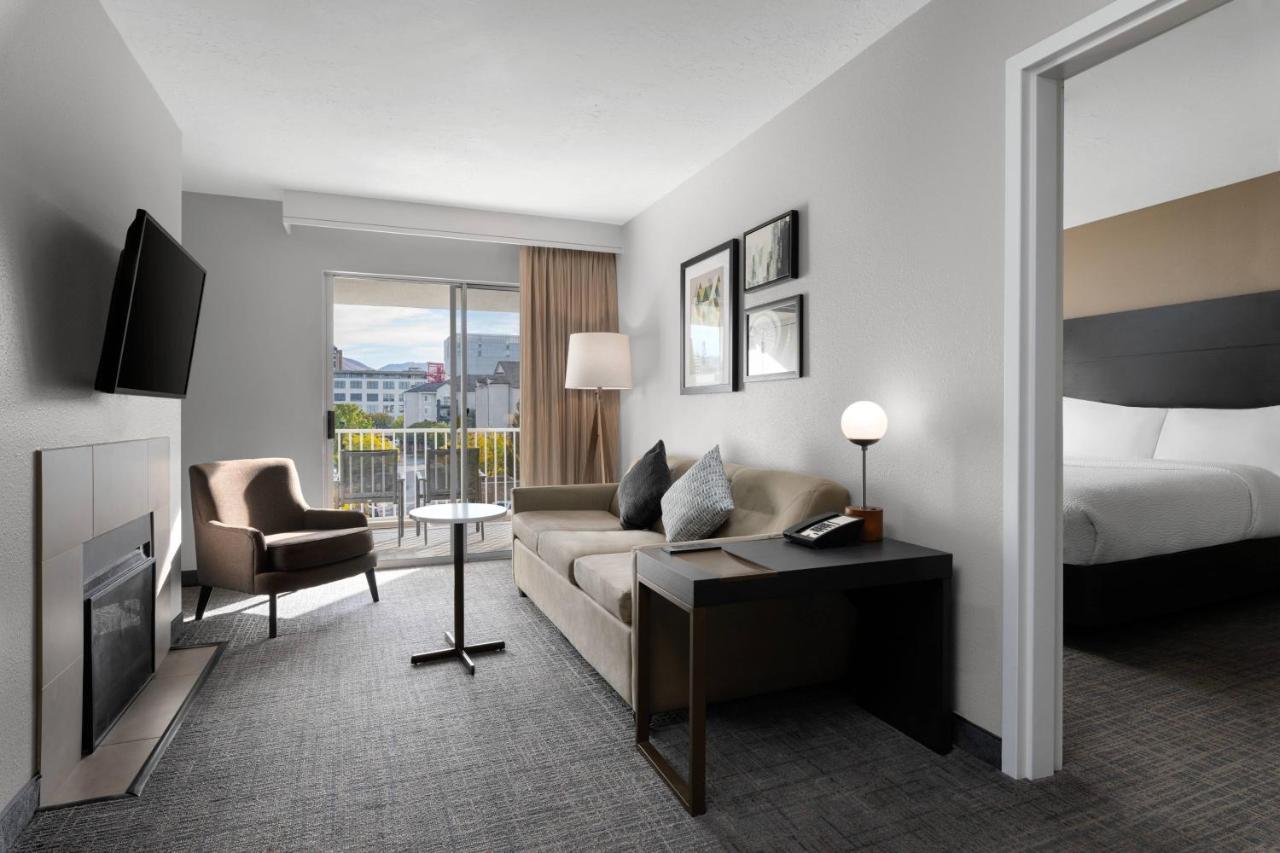 2 Bedroom Suite,1368334136:JPEG