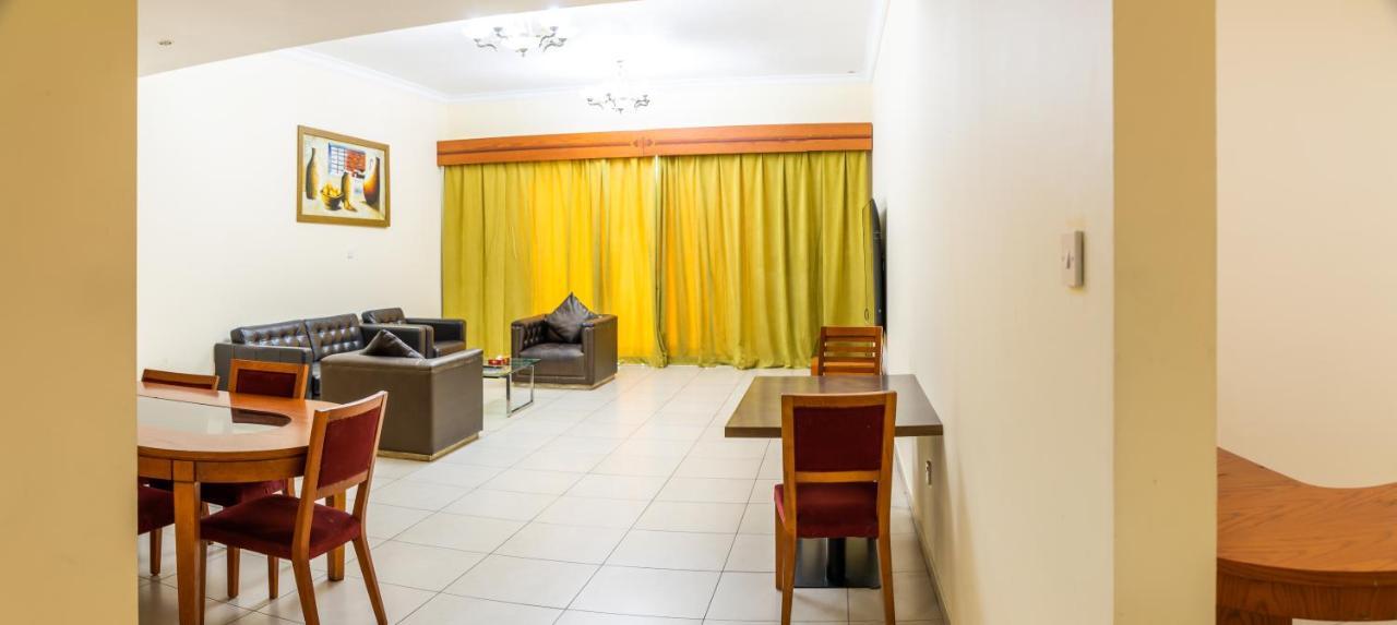 Apartamento Suíte de 3 Quartos