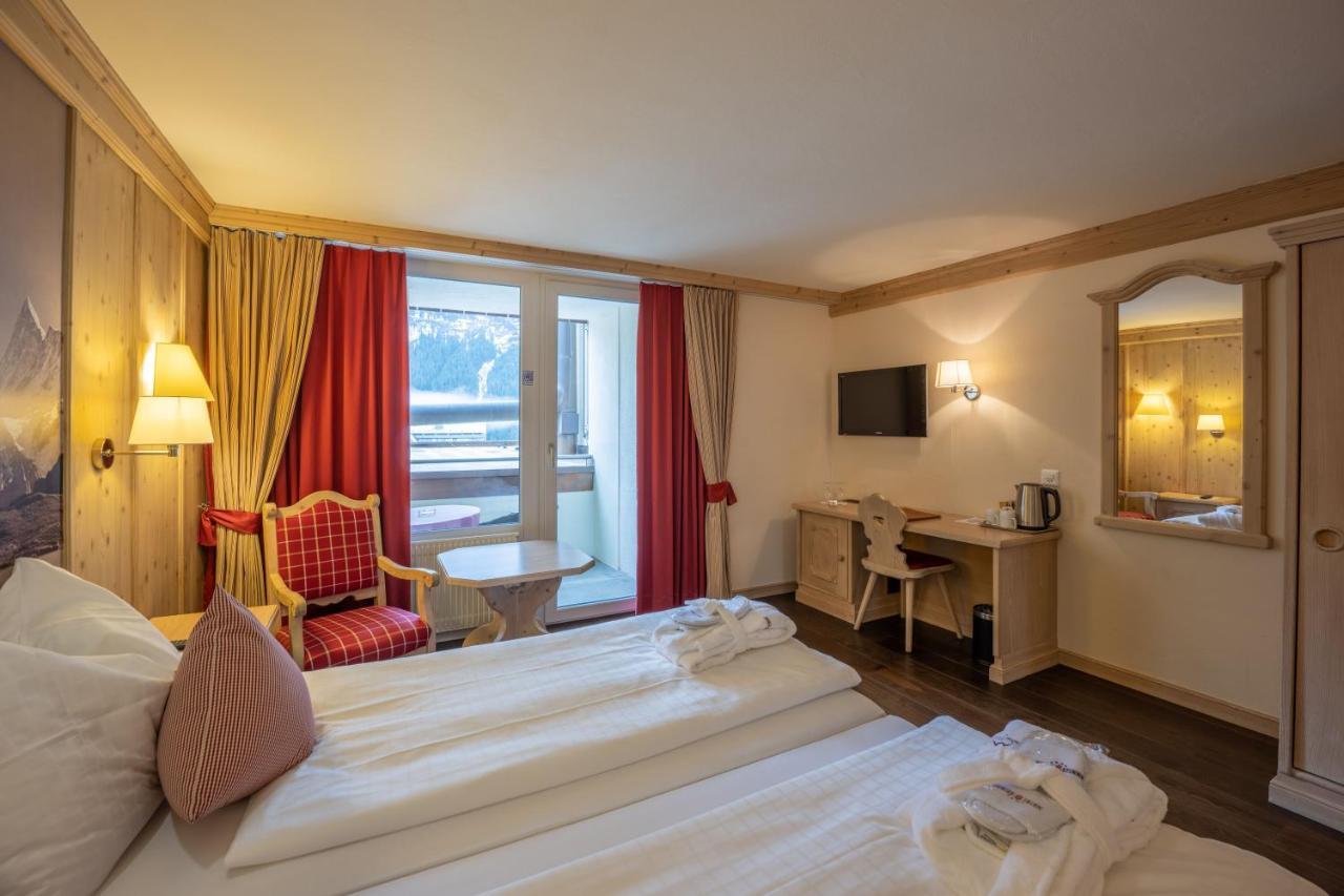 Double Room with partial Eiger View,1549080700:JPEG