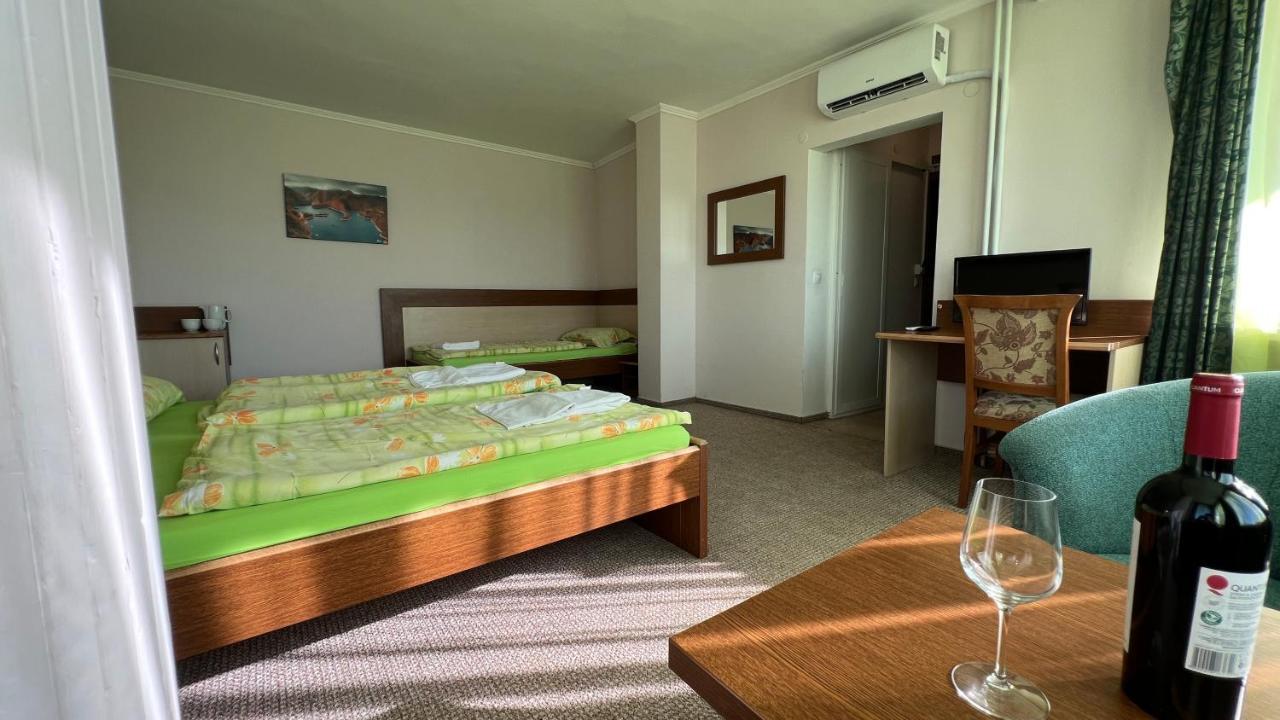 Deluxe Dreibettzimmer