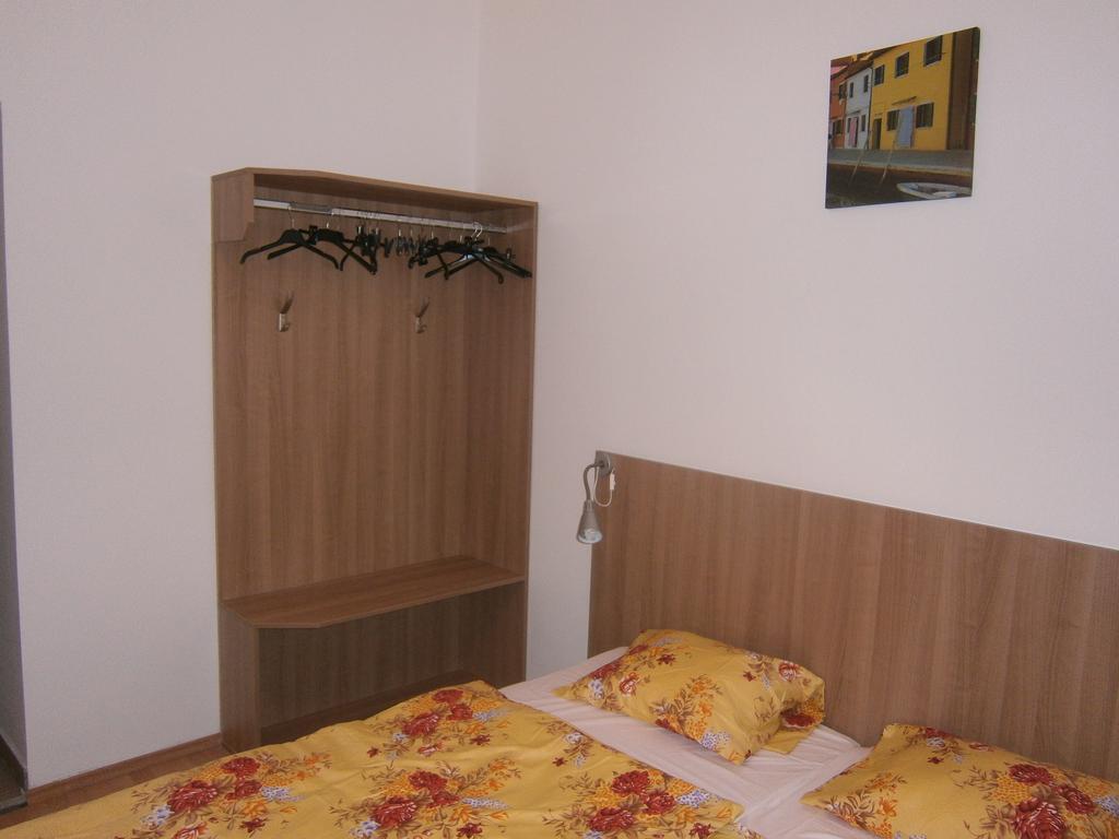 Zweibettzimmer