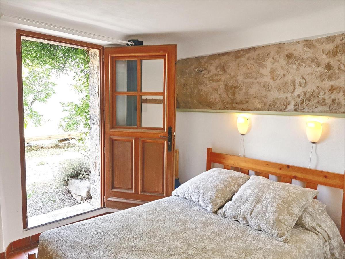 Chambre Triple avec Salle de Bains Privative