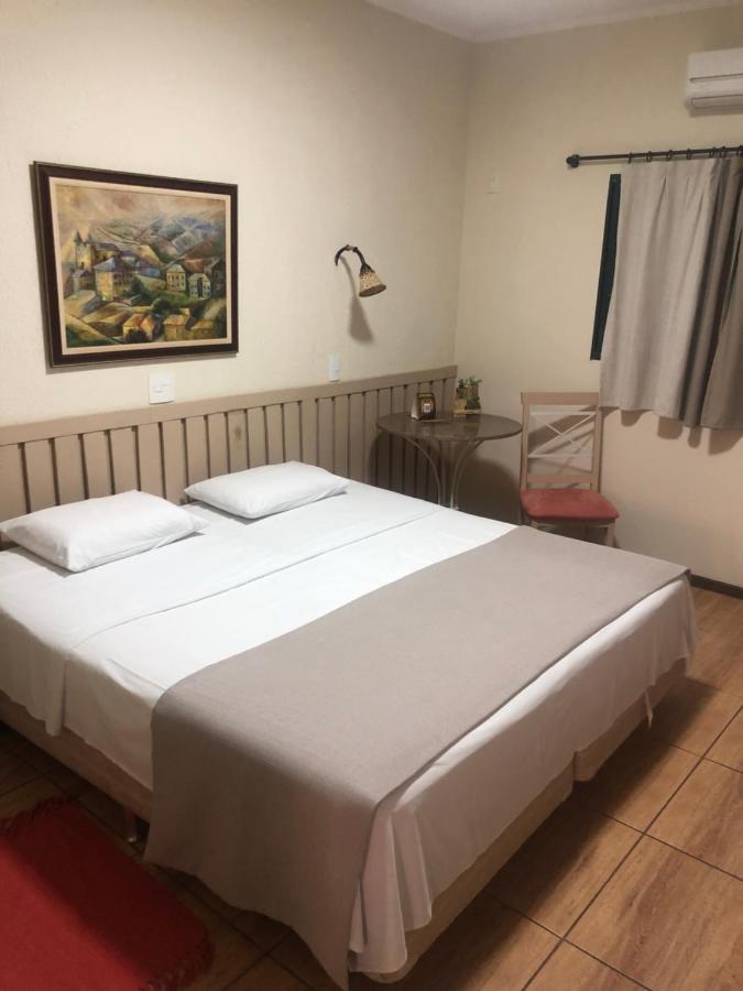 Quarto Duplo