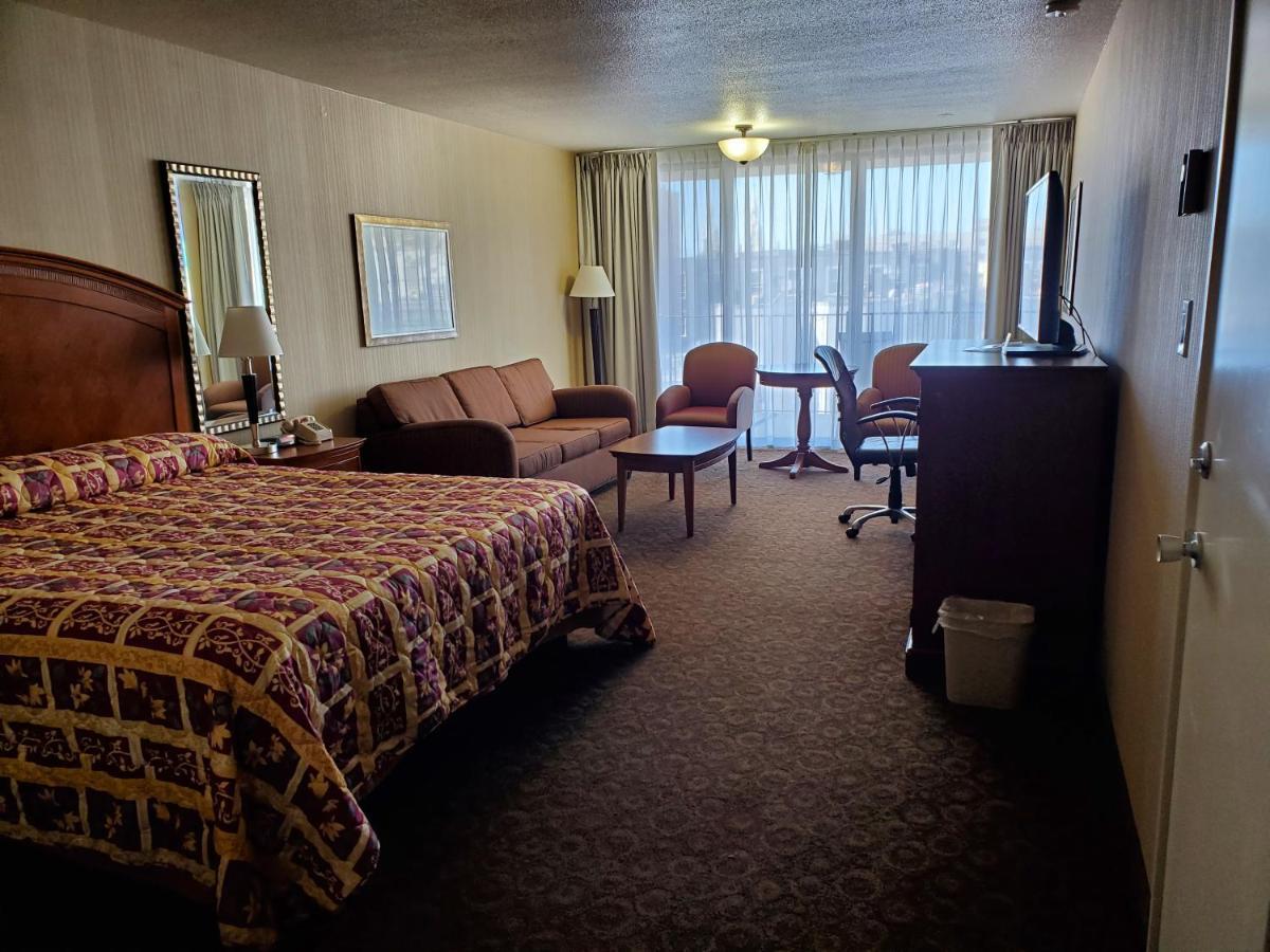 Presidential King Room,1381563923:JPEG
