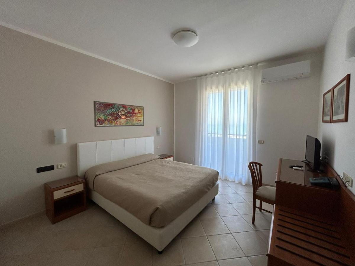 Double Room Balcony,1395154127:JPEG