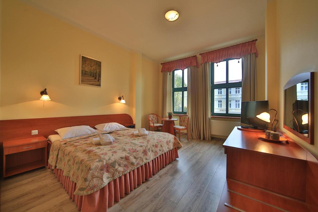 Zweibettzimmer