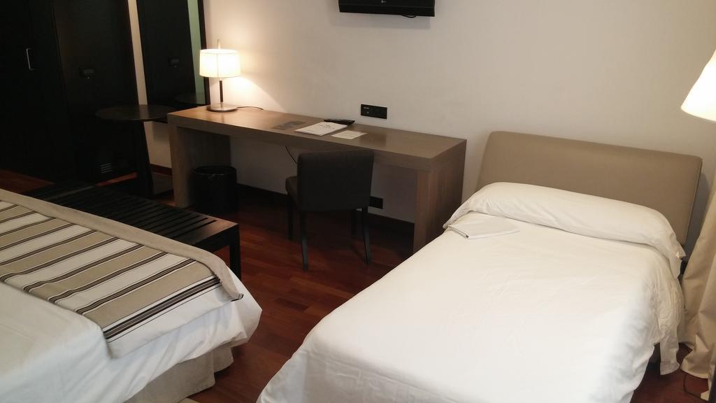 Habitación Doble Estándar (2 adultos + 1 niño)