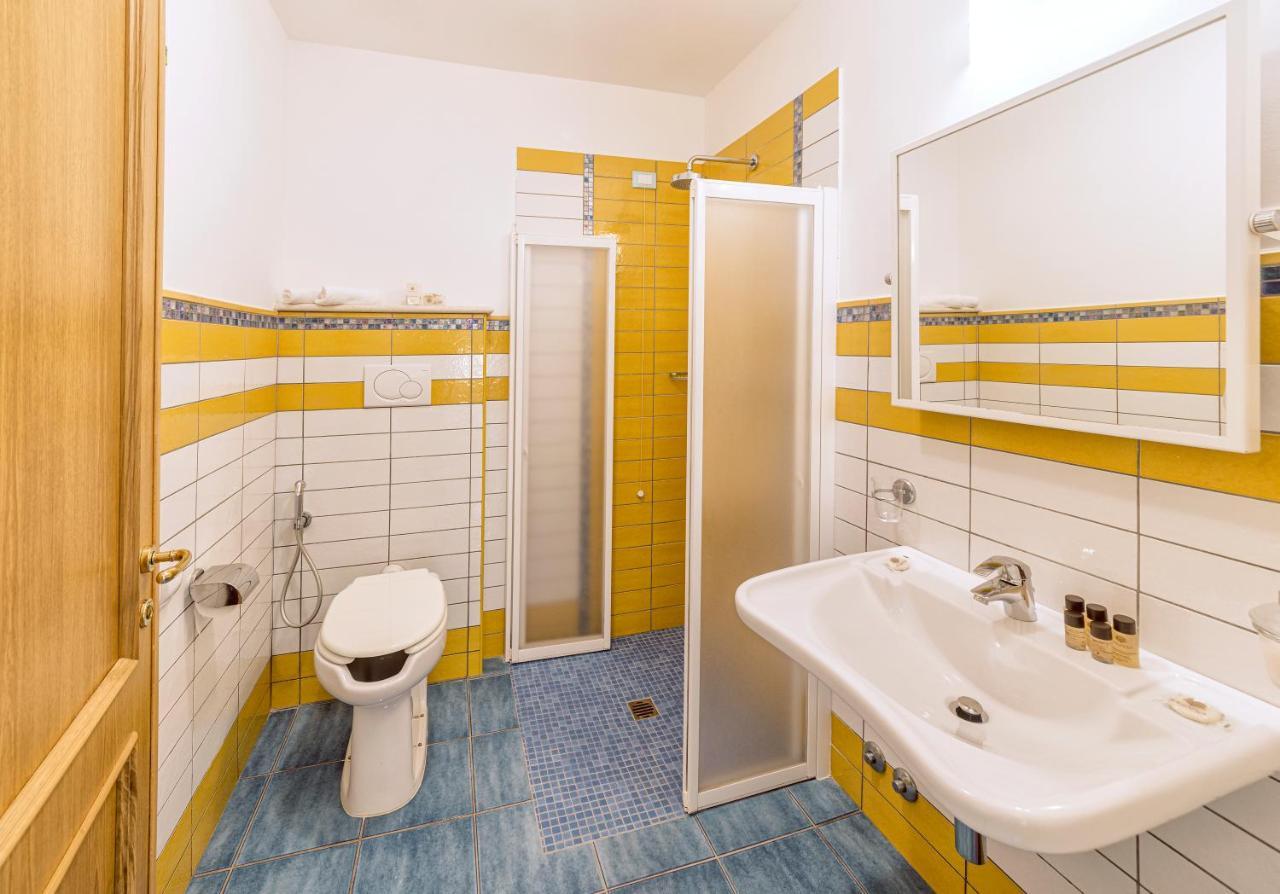 Classic Double Room,1397420363:JPEG