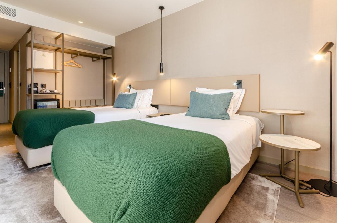 Standard Twin Room,1398354182:JPEG