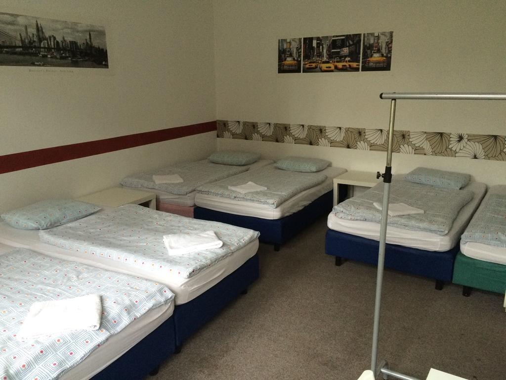 Chambre Sextuple avec Salle de Bains Commune