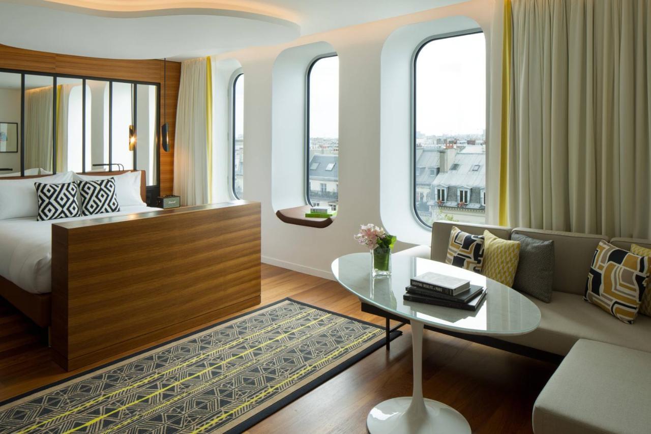 Artist Studio Junior Suite