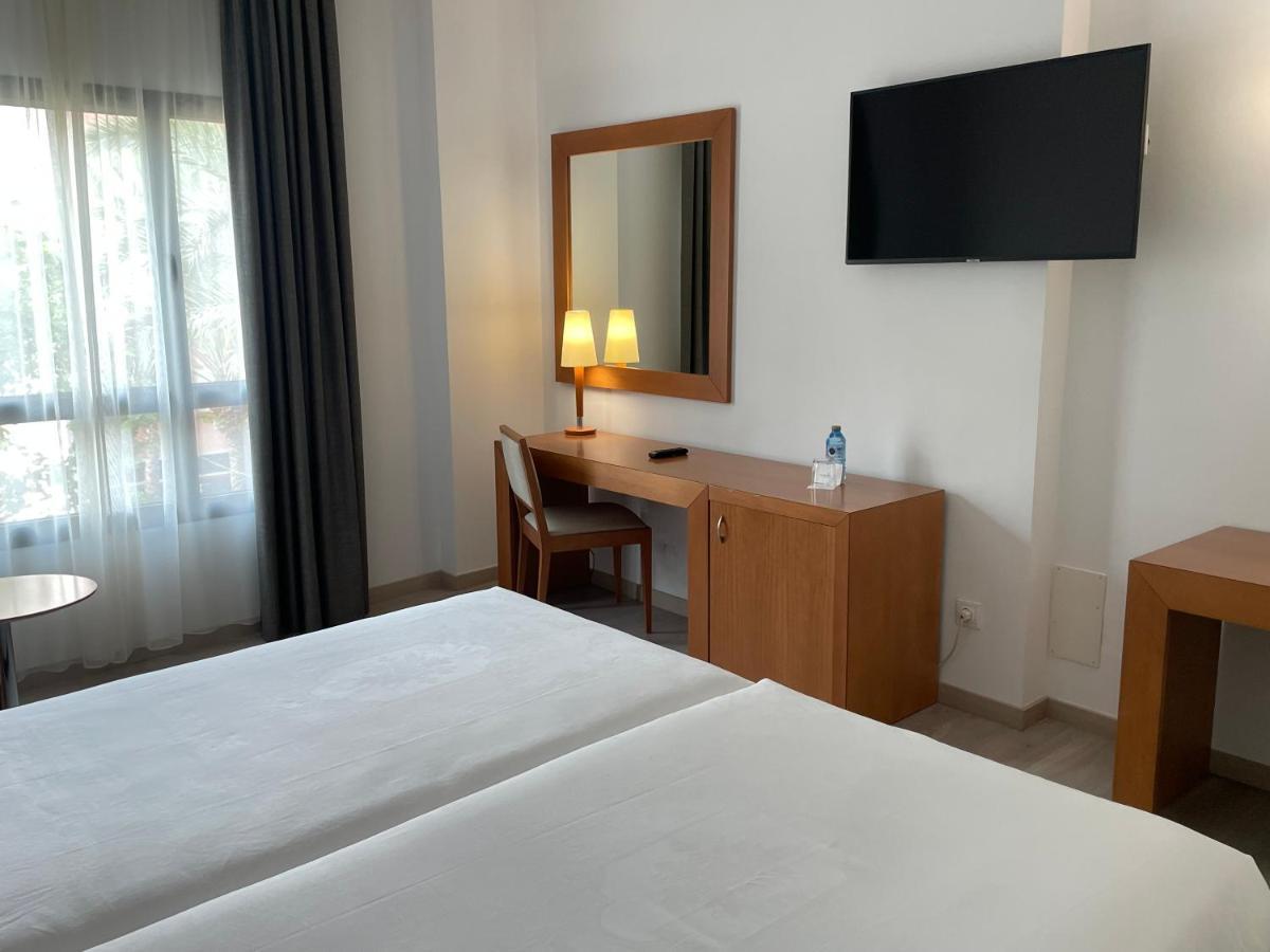 Triple Room,1402962827:JPEG