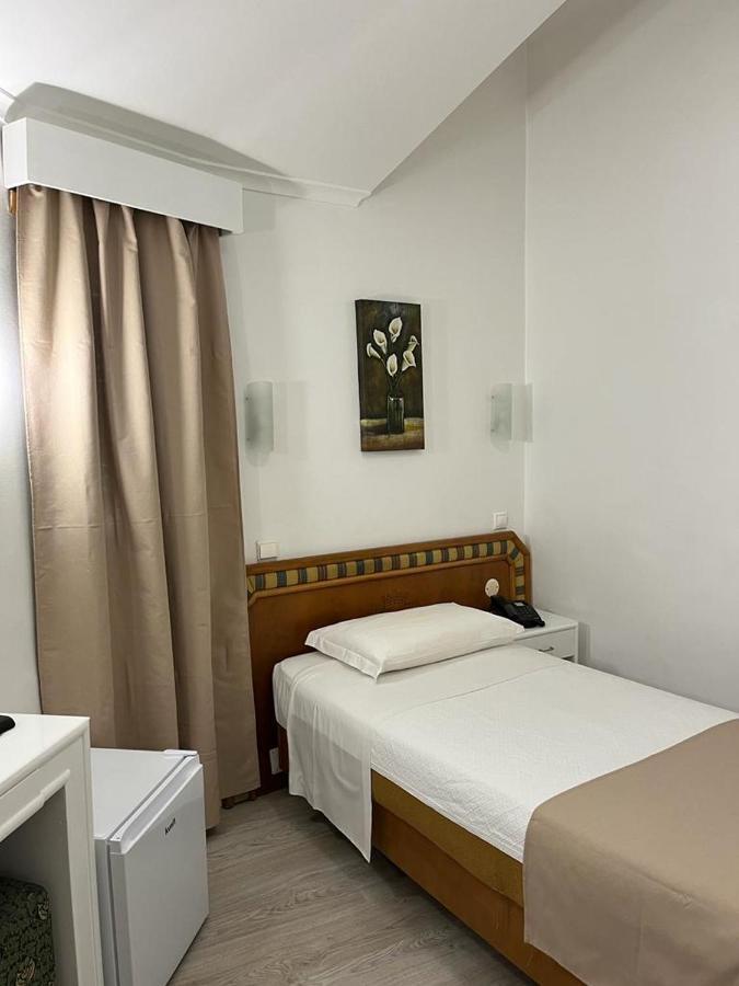 Single Room with Private Bathroom,1402982438:JPEG
