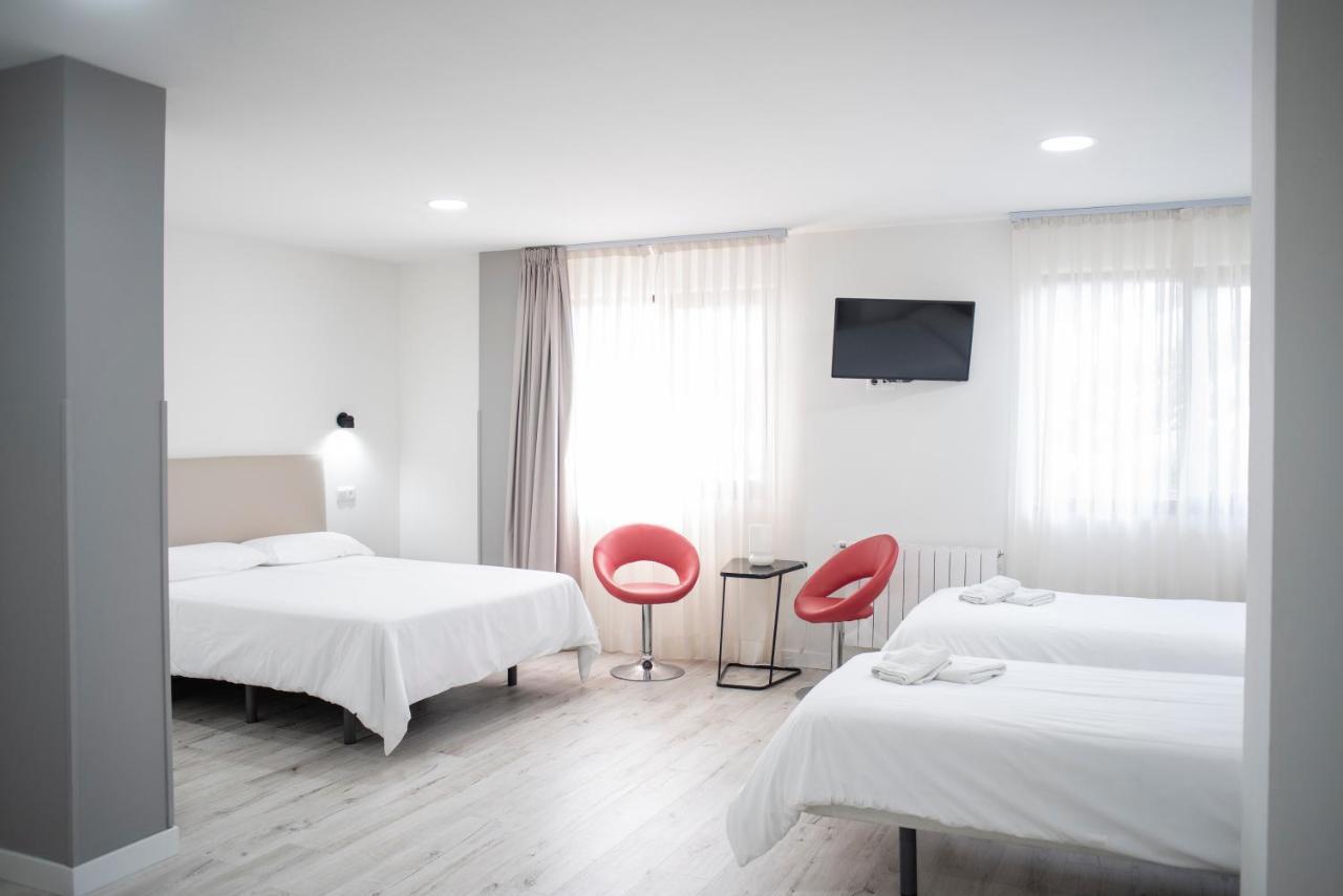 Classic Quadruple Room,1404387794:JPEG