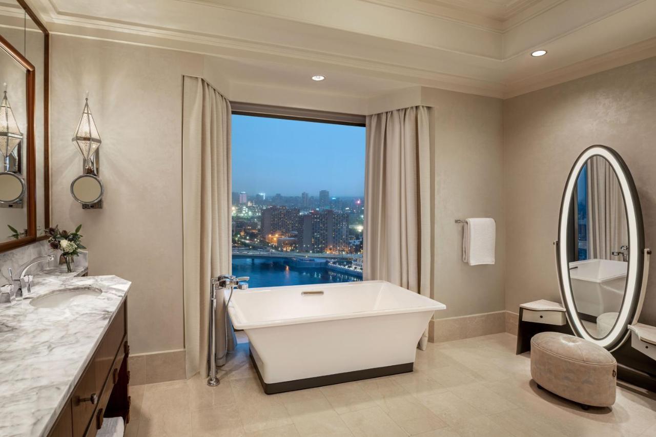Apartamento St. Regis de 3 Quartos com Vista do Nilo