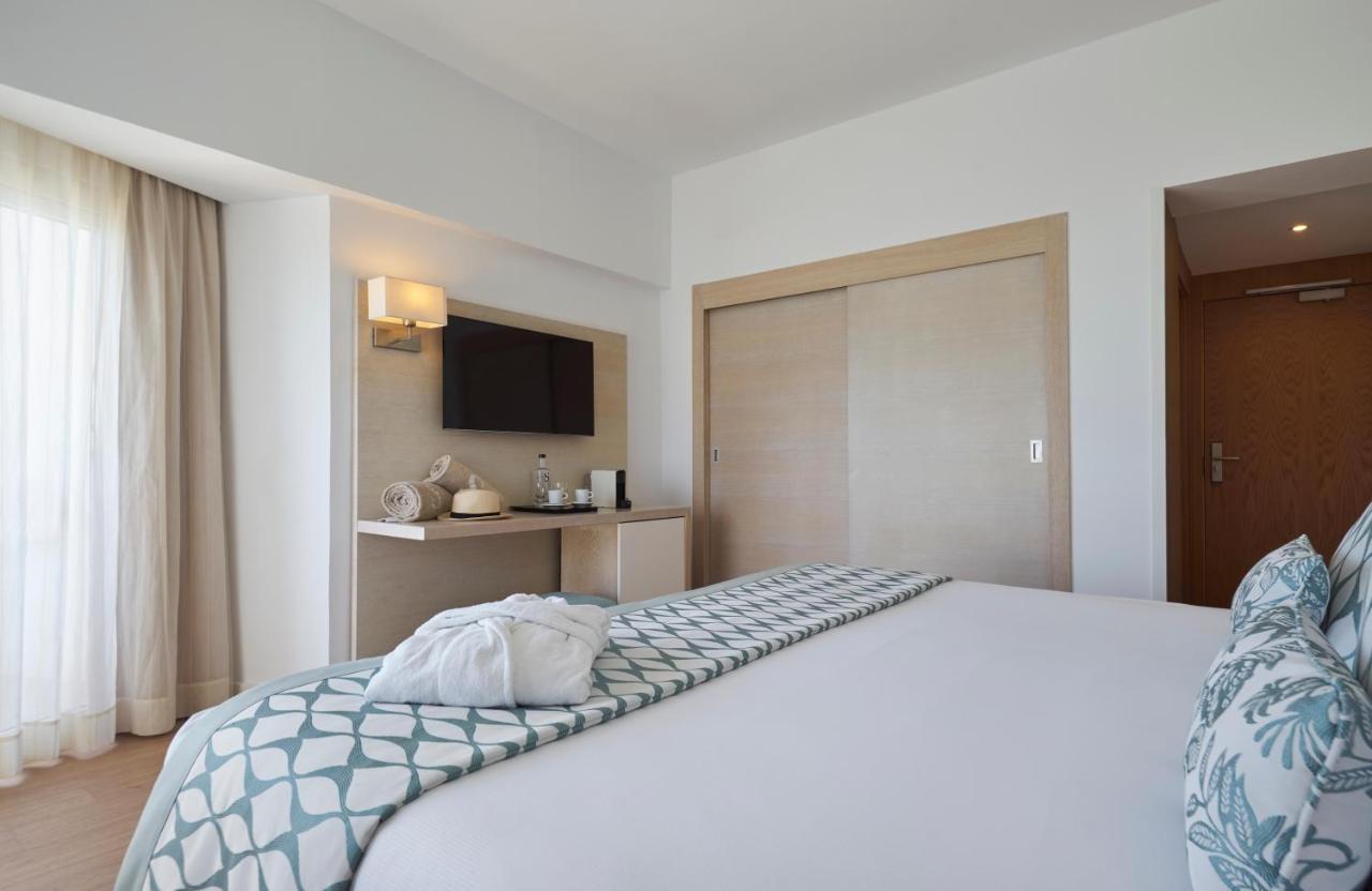 Chambre Double ou Lits Jumeaux - Vue sur Jardin