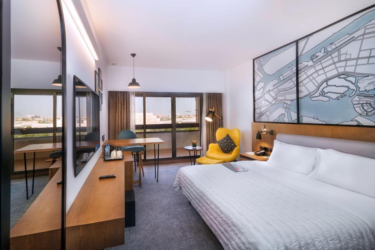 Deluxe Zimmer mit Meerblick, 1 Kingsize-Bett und Balkon