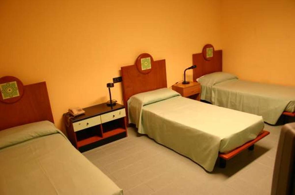 Habitación Triple económica
