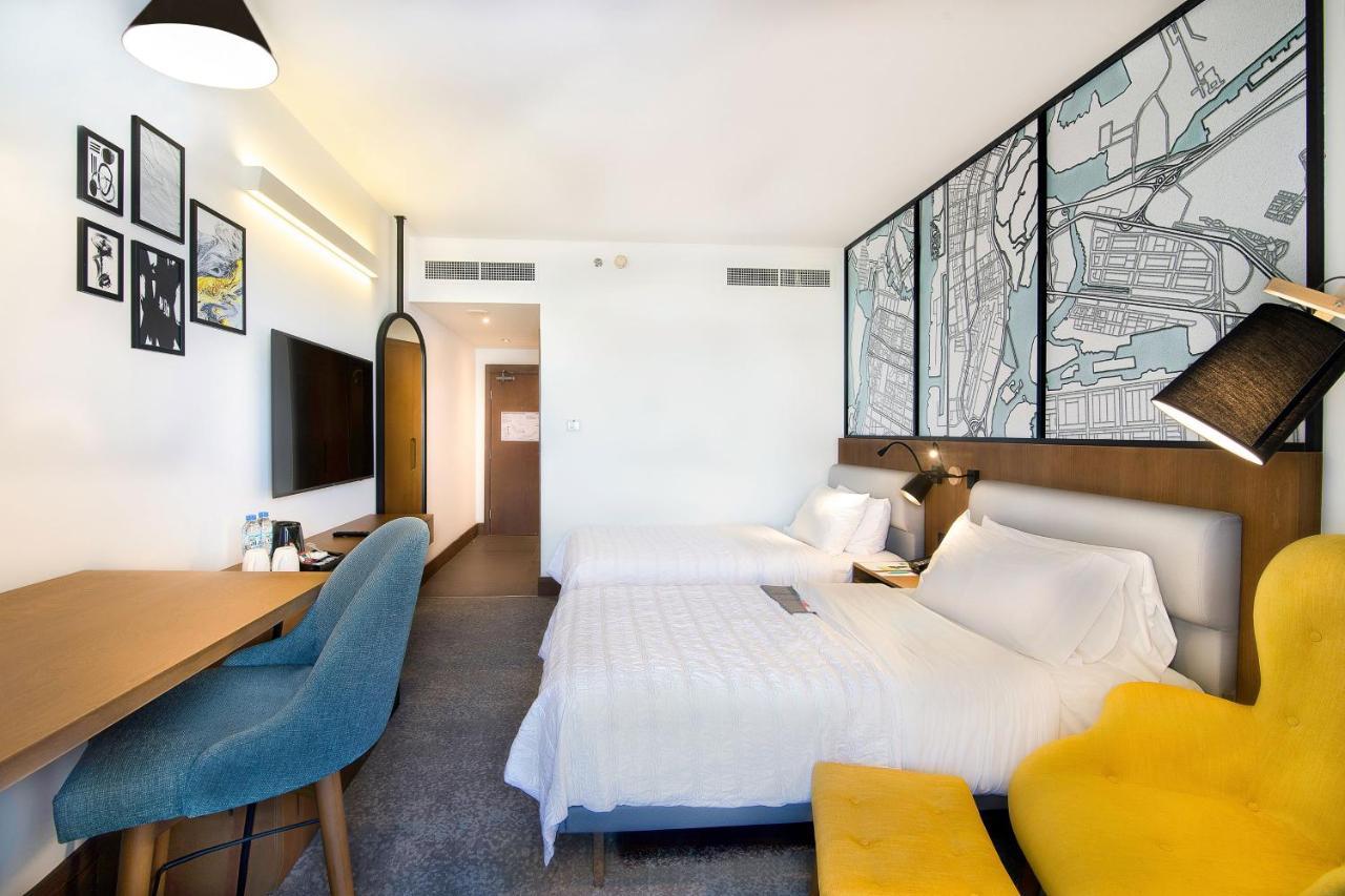 Deluxe Zimmer mit Stadtblick und 2 Einzelbetten