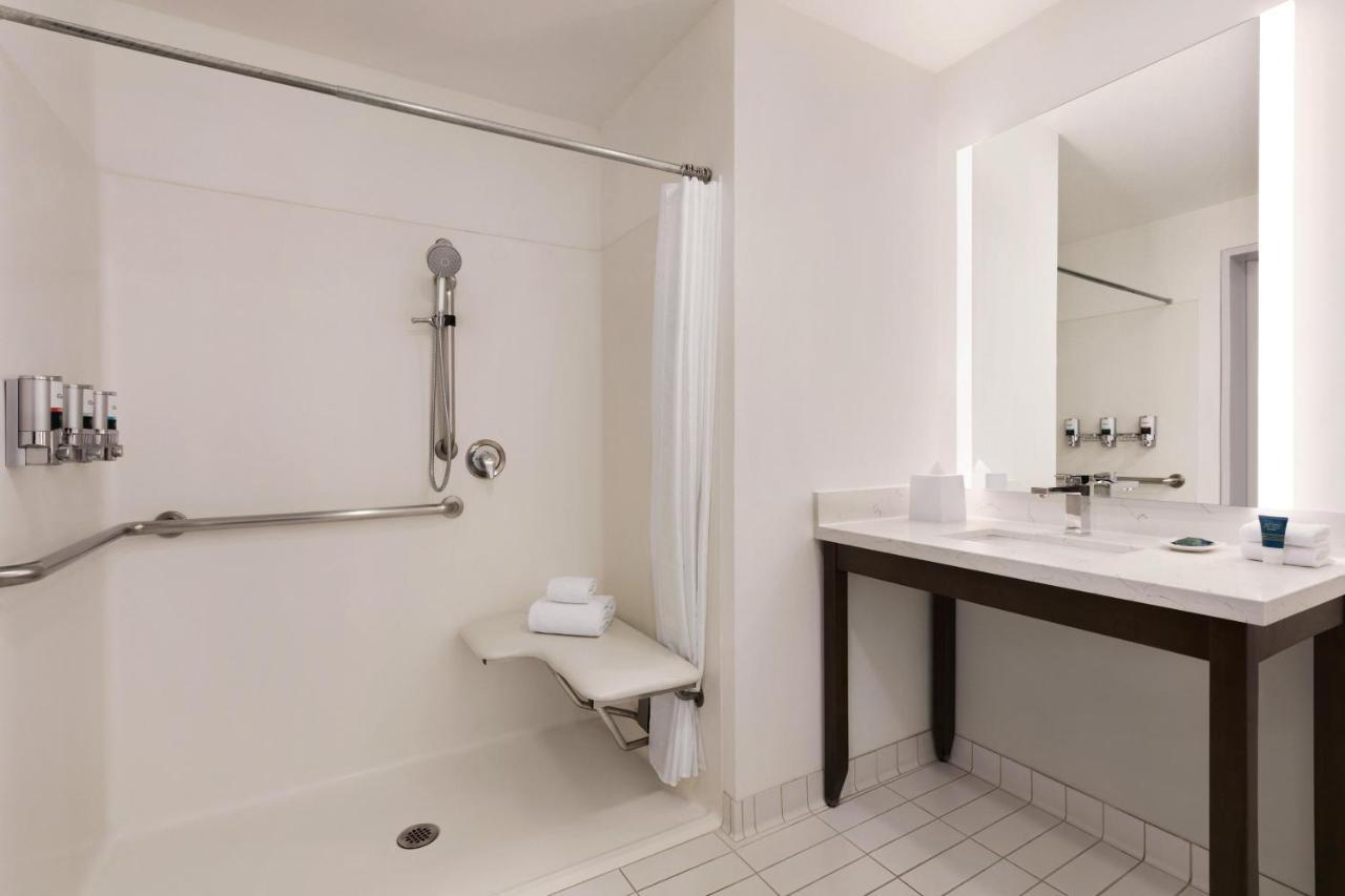 Guest room, 2 Double