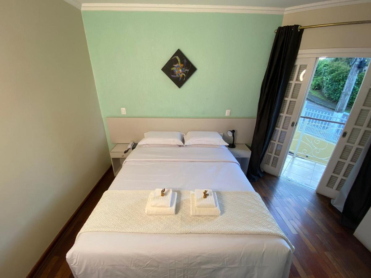 Quarto Duplo com Varanda