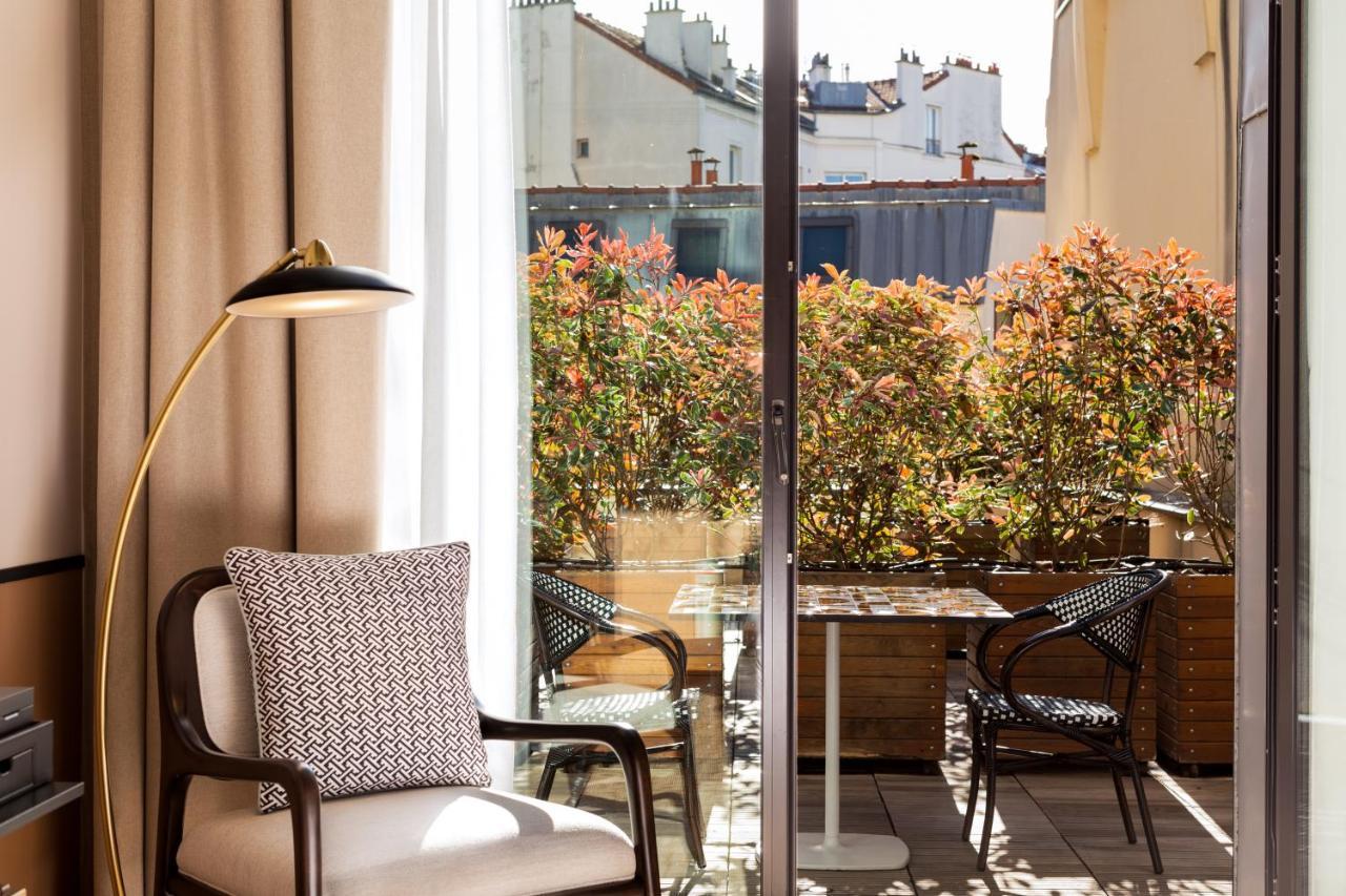Deluxe Zimmer mit Kingsize-Bett und Balkon