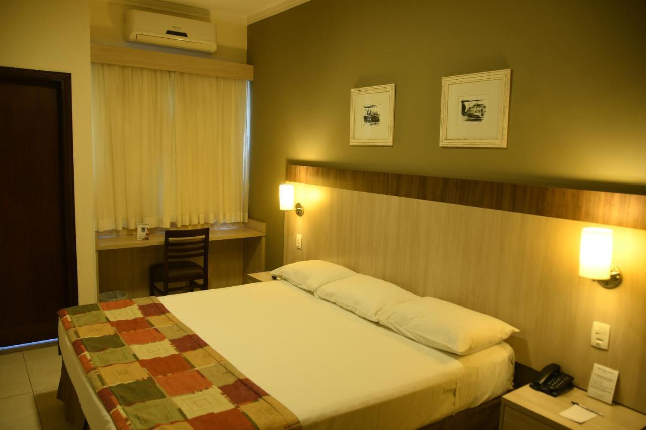 Quarto Duplo Standard