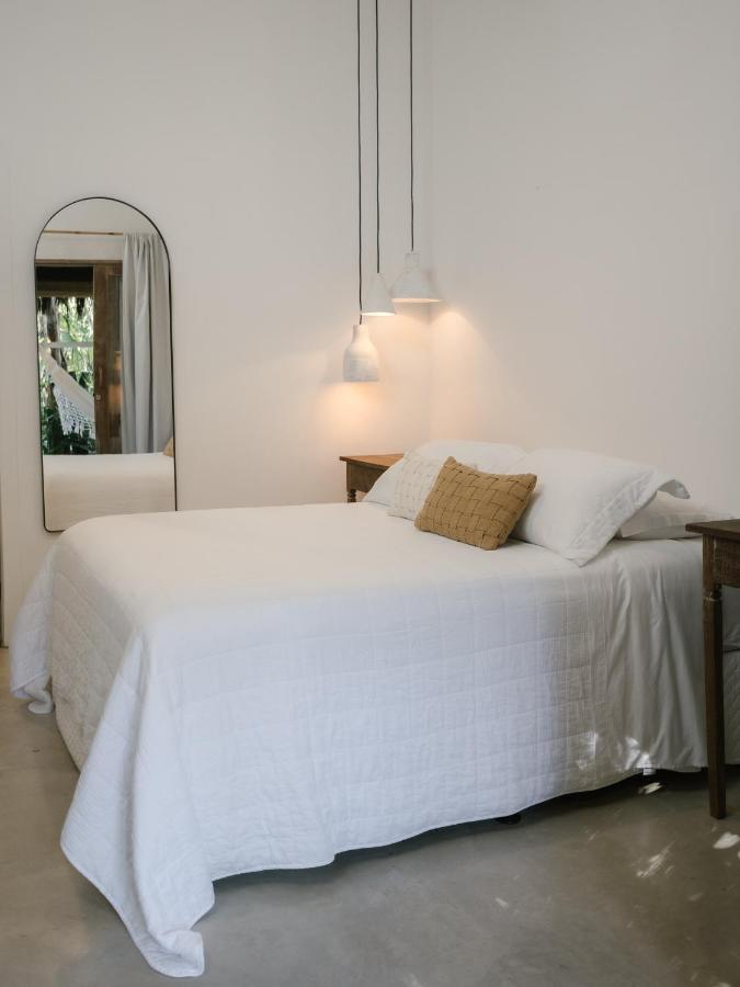 Quarto Queen com Vista para o Jardim