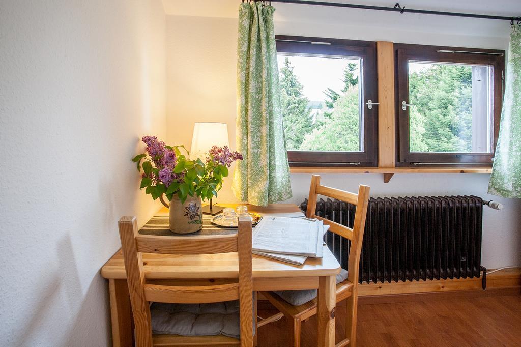 Doppelzimmer mit Gartenblick