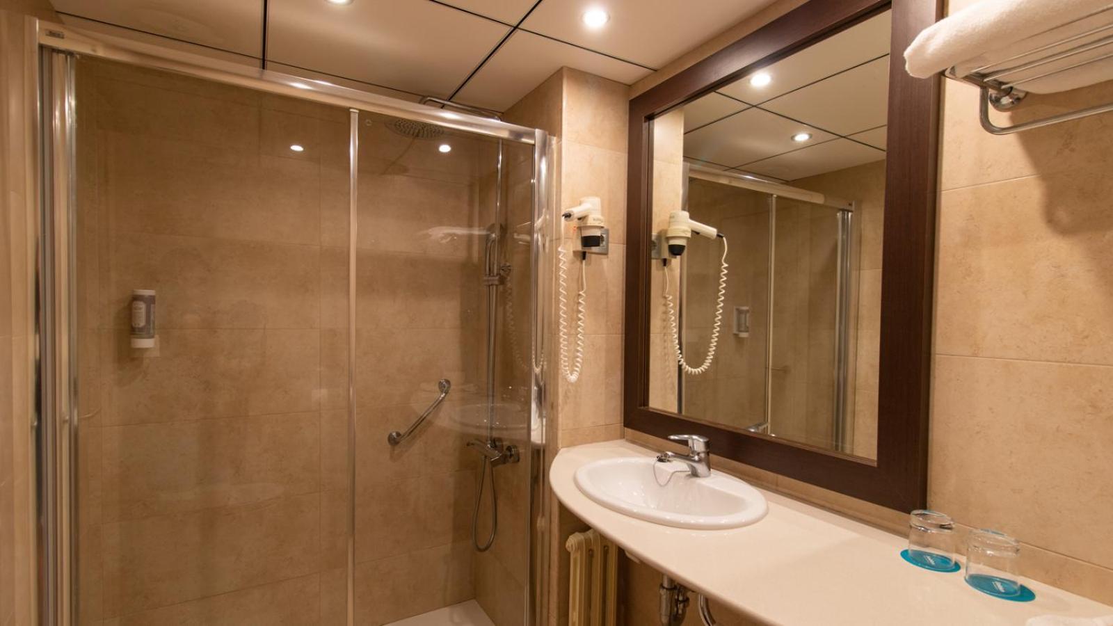 Double or Twin Room,1431862354:JPEG