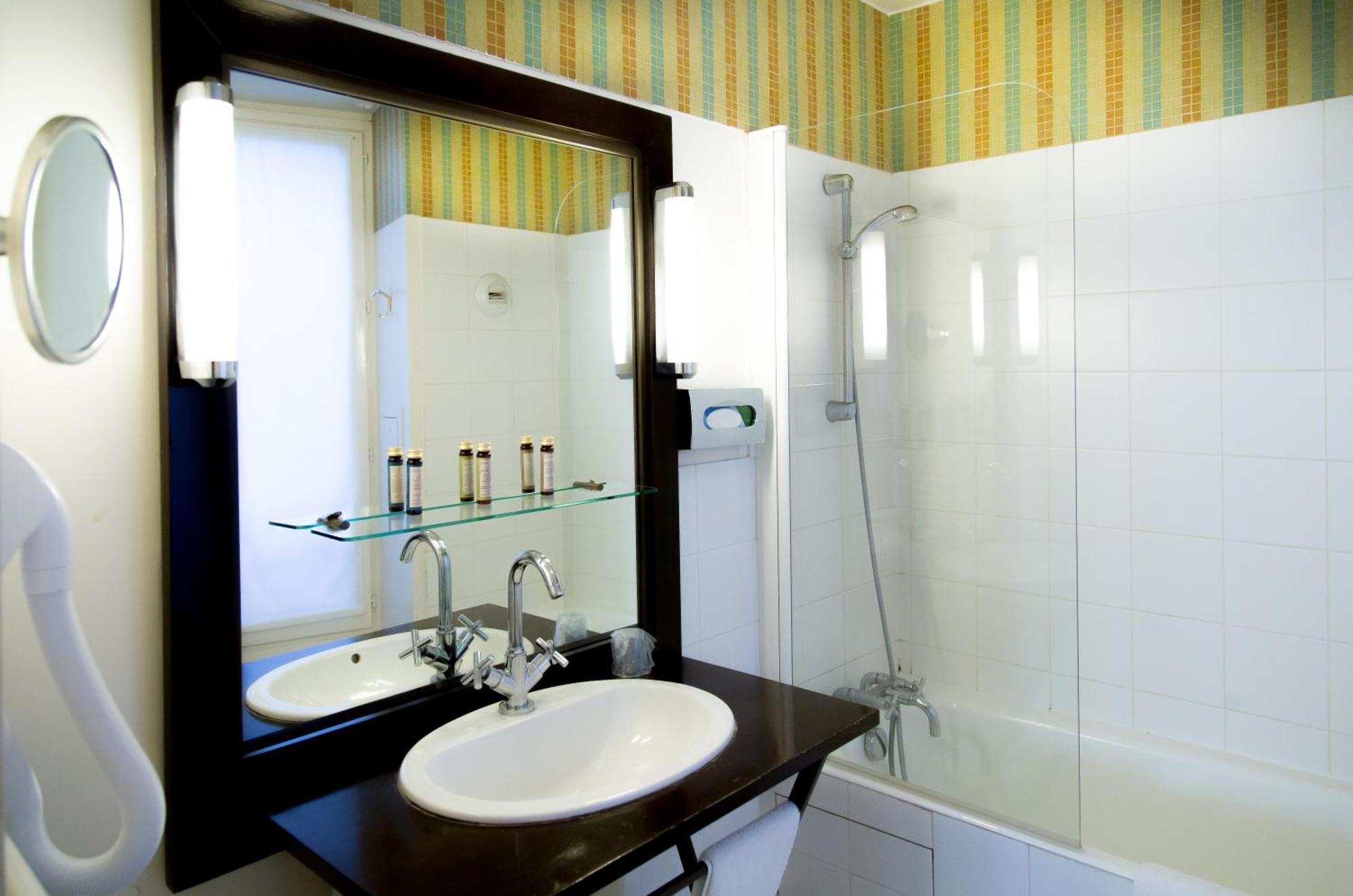 Quarto Standard com 2 Camas de Solteiro