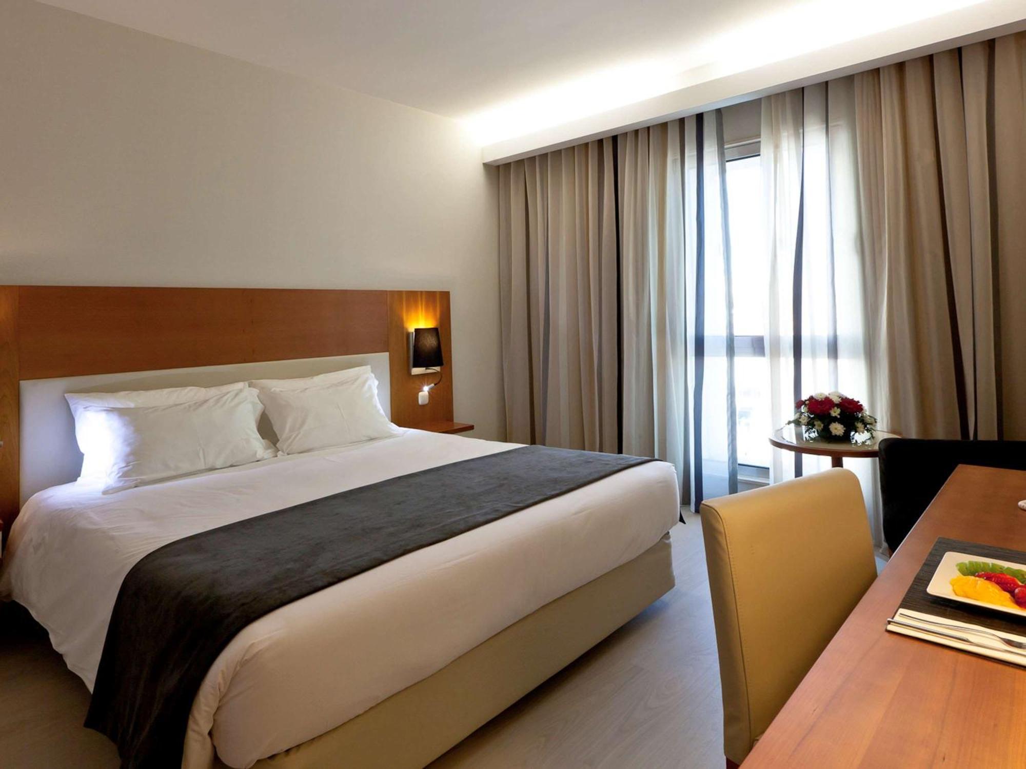 Standard Double Room,1274354449:JPEG