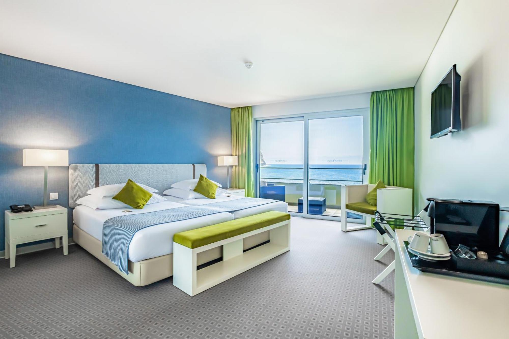 Twin Room with Sea View,1433279233:JPEG