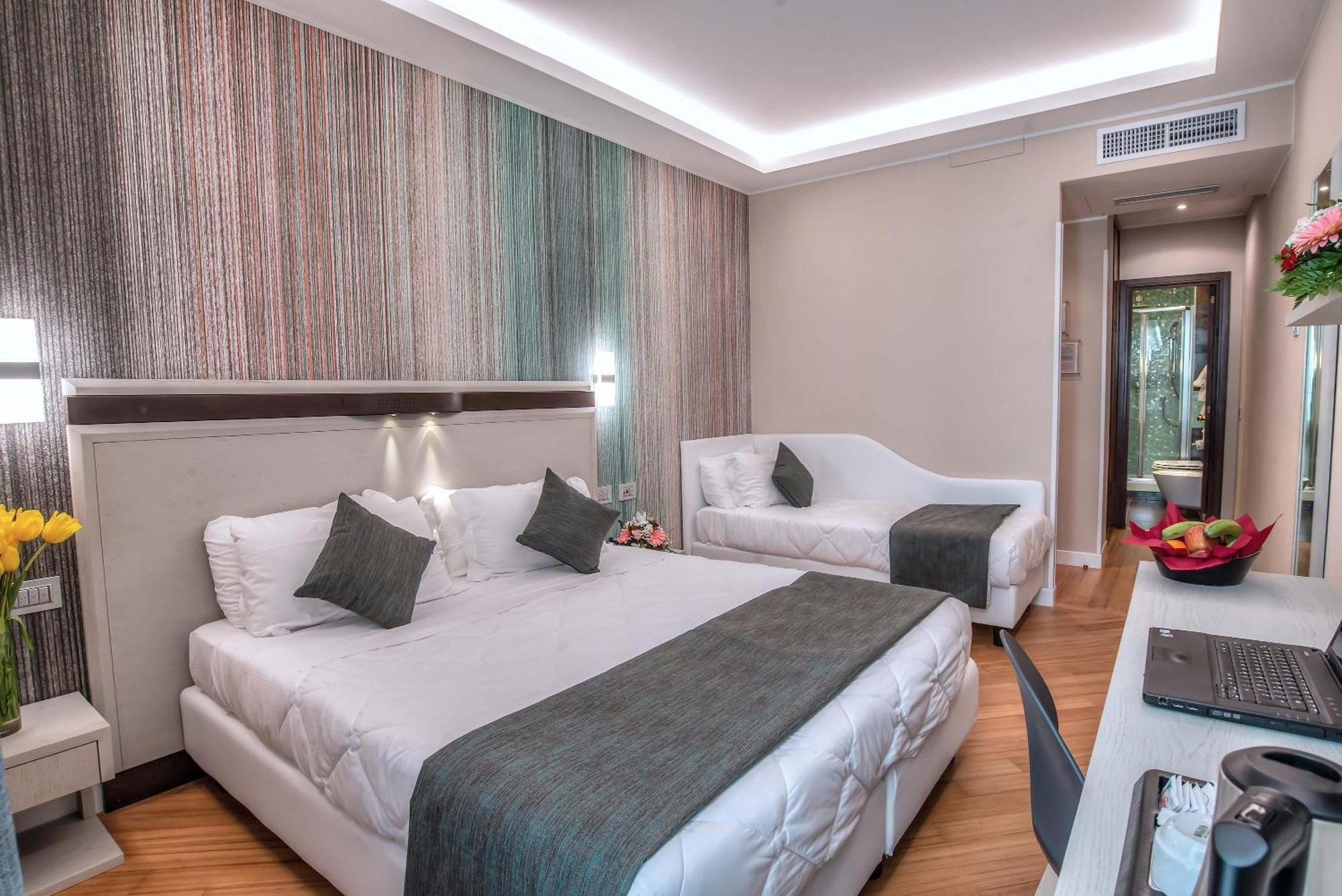 Dreibettzimmer