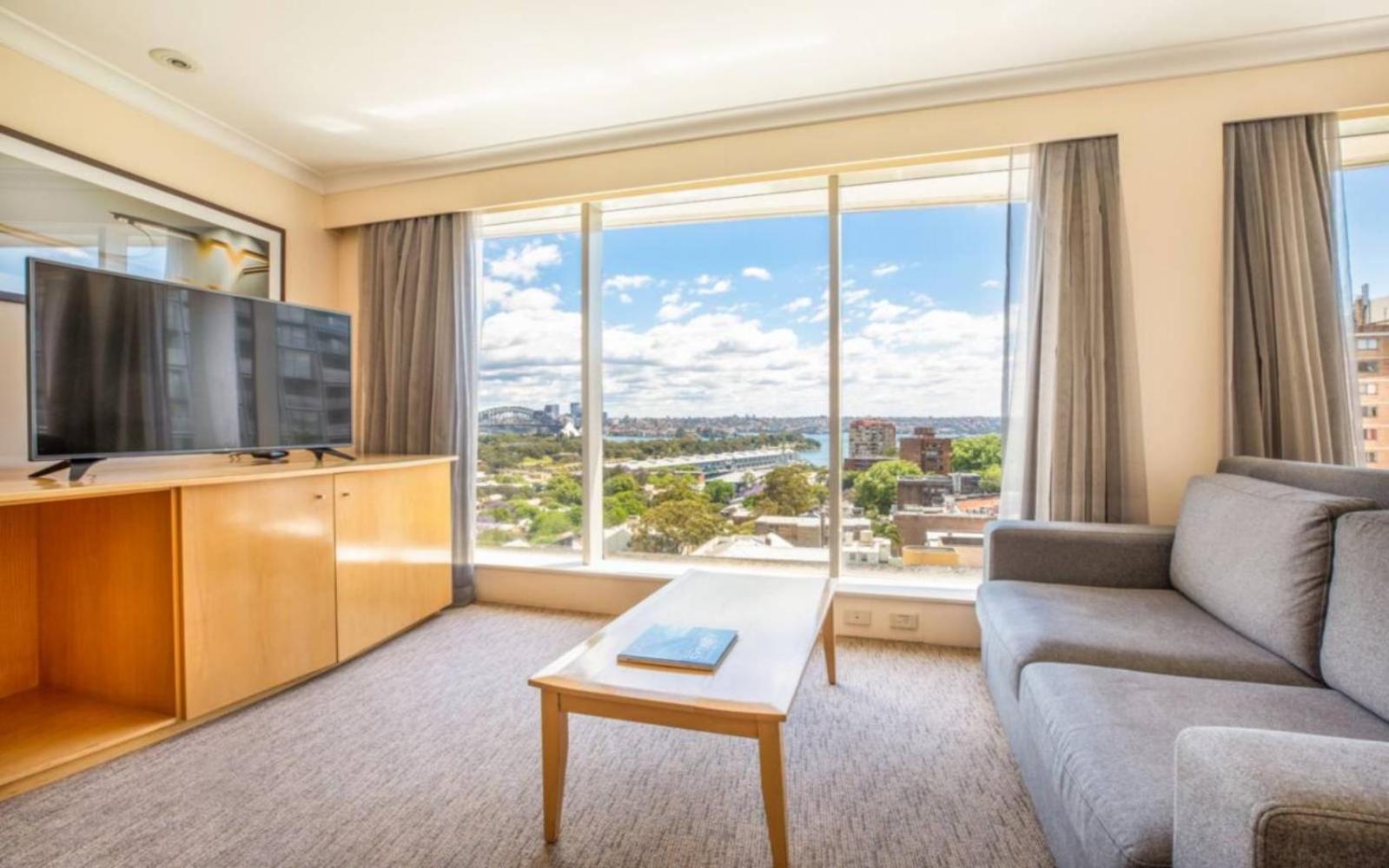 One-Bedroom King Suite Harbour View,1547174245:JPEG