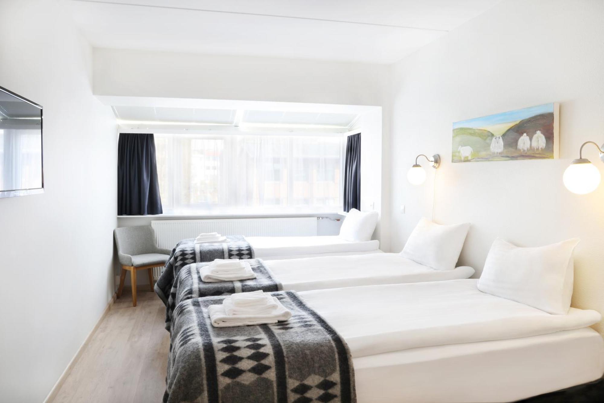 Triple Room,1439889748:JPEG
