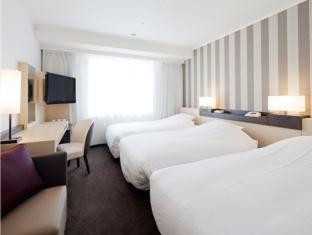 Triple Room - Non-Smoking,697606215:JPEG