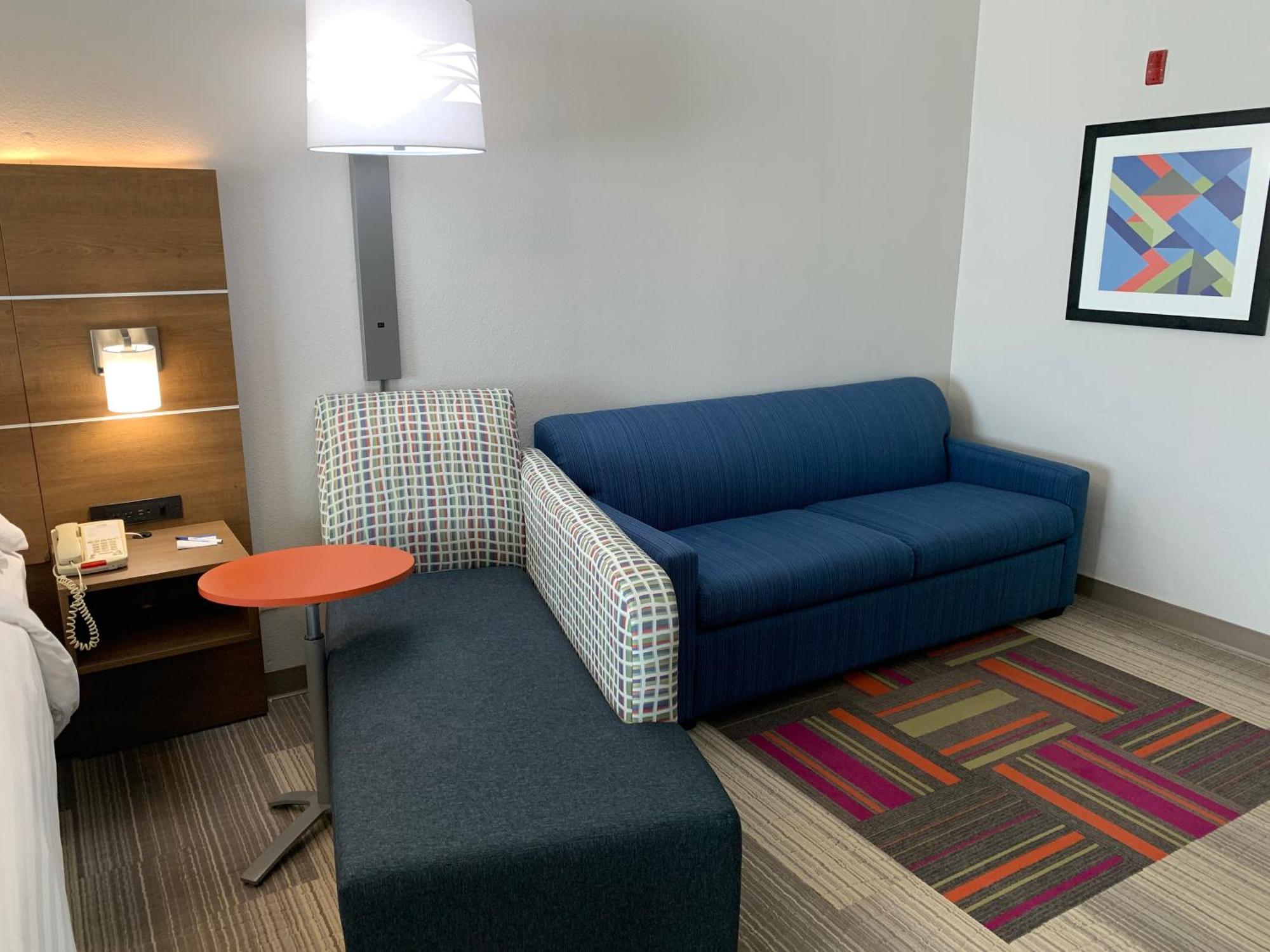 King Suite with Sofa Bed - Non-Smoking,1449603433:JPEG